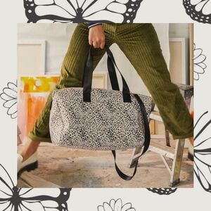 🖤🤍 Mali + Lili Weekender Bag 🤍🖤